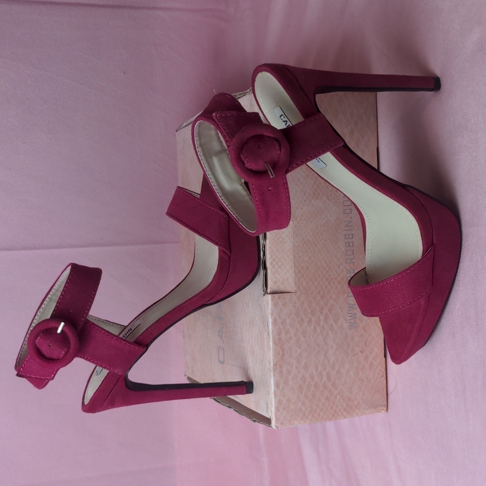 Cape Robbin Cambridge Select Way Out Fuschia High Heels Open Toe Stilettos 6